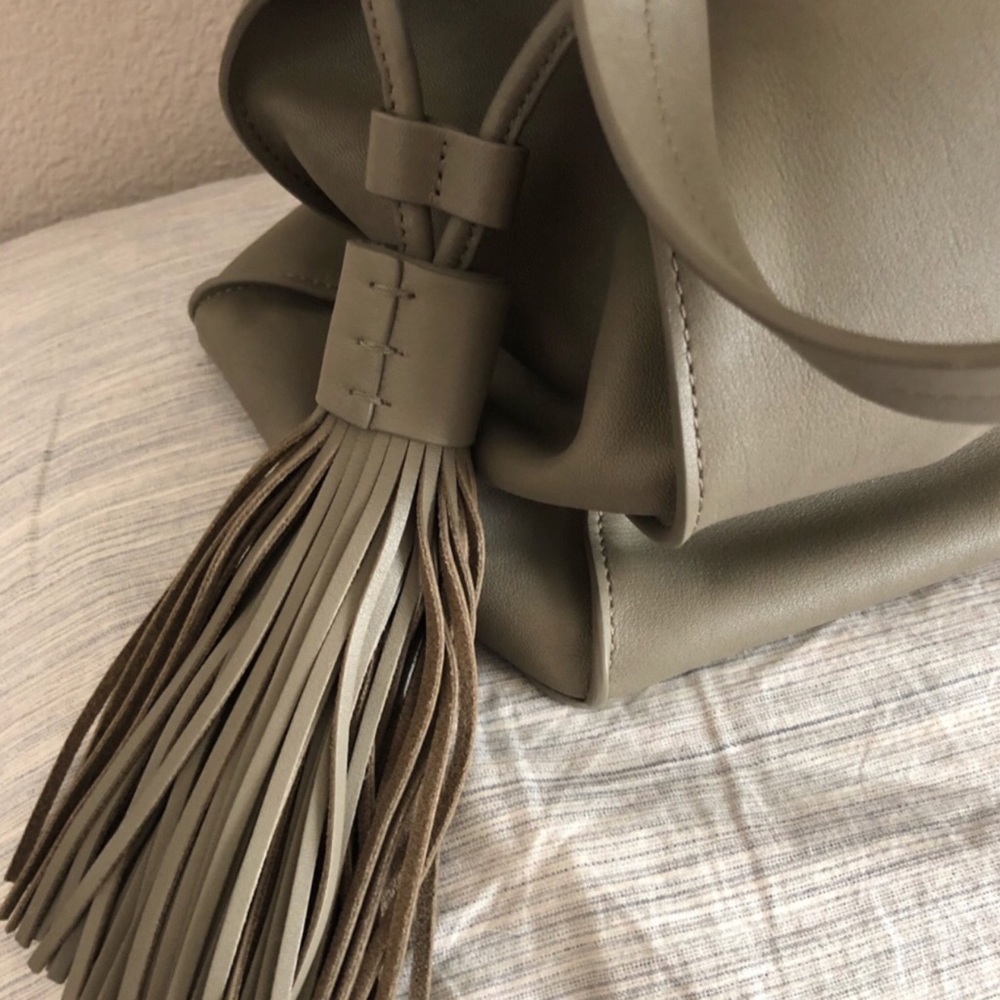 Casey Calfskin Leather & Suede Hobo
ALLSAINTS - Picture 2 of 7